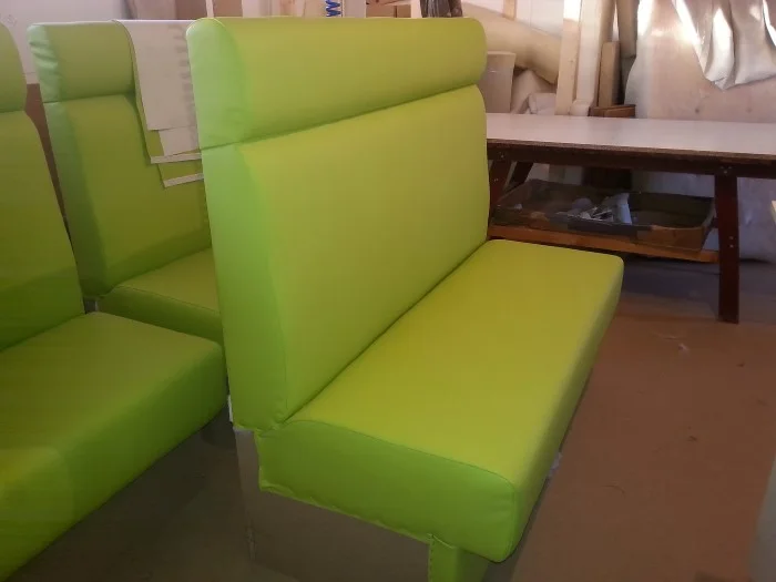 Caffe Pag — rad 2, tapeciranje Romana