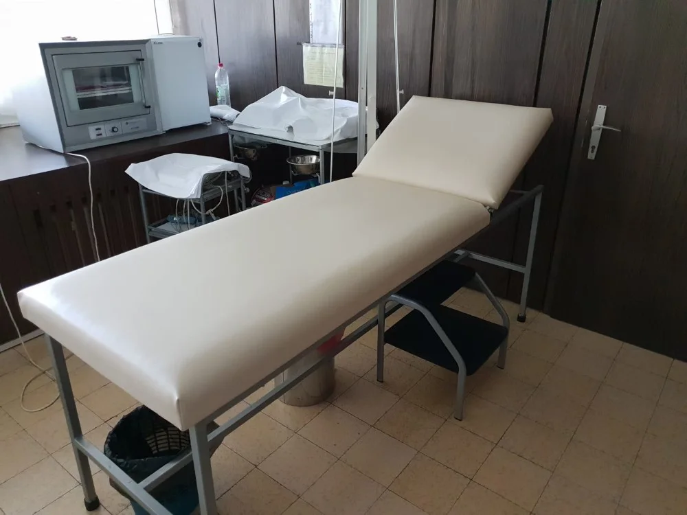 Sprave za fitnes i stolovi za masažu — rad 33, tapeciranje Romana